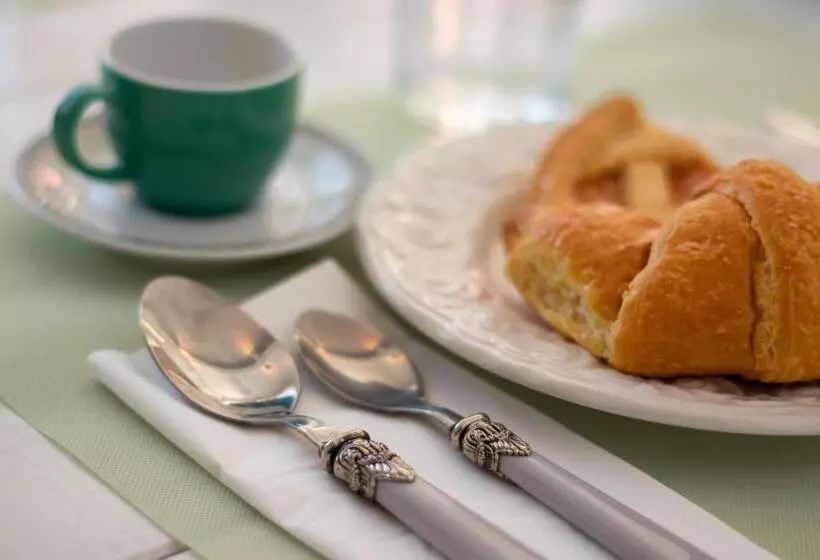 Aamiaismajoitus (B&B) Garden Loft