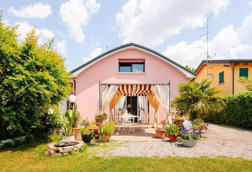 Aamiaismajoitus (B&B) Garden Loft