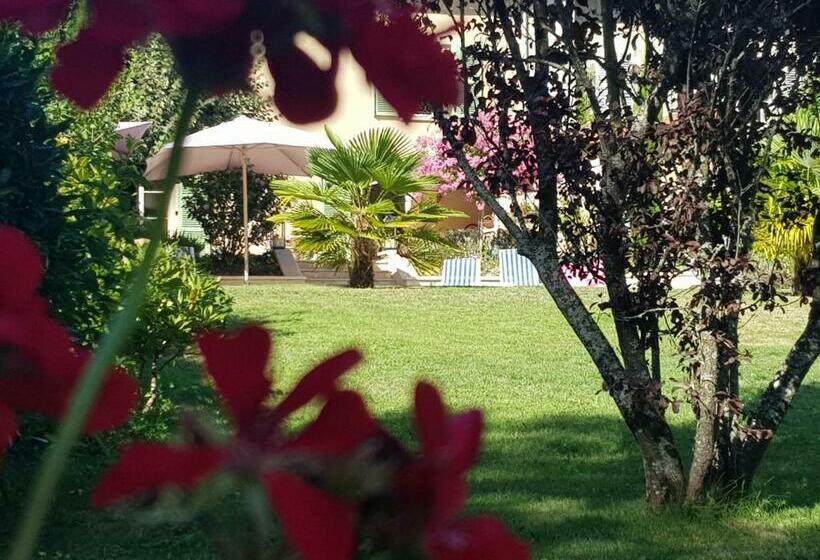 مبيت وإفطار Sous Les Remparts