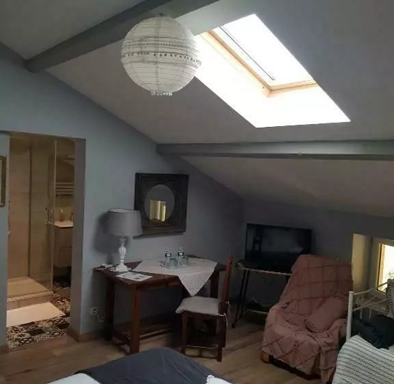 Aamiaismajoitus (B&B) Sous Les Remparts