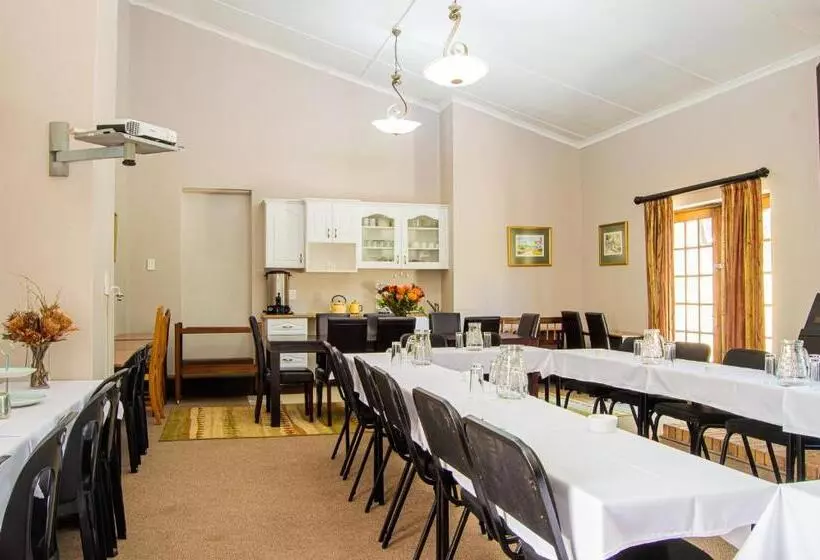 Dunroamin Bed And Breakfast