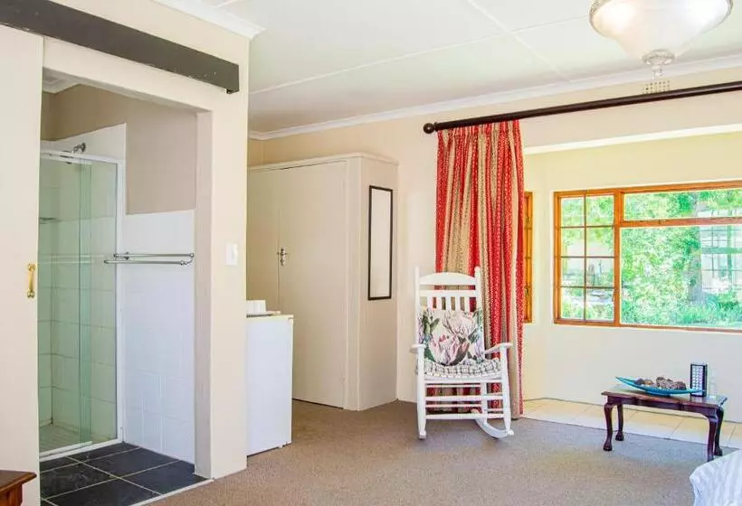 Dunroamin Bed And Breakfast