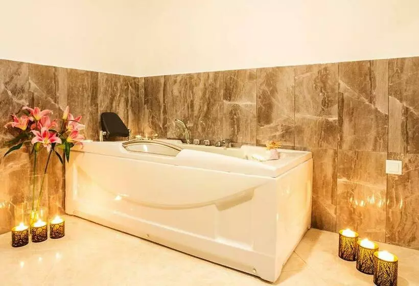 Family Hotel Romantika