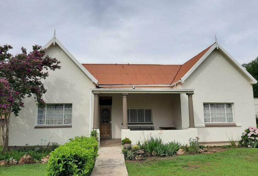 ペンション Delwer Selfcatering Guesthouse Parys