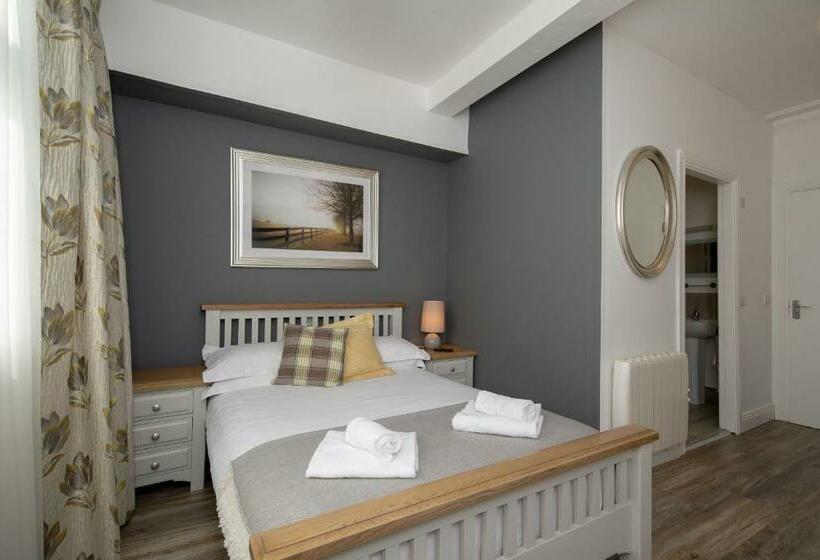 膳宿费 The Square Townhouse Fermoy