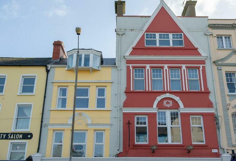 膳宿费 The Square Townhouse Fermoy