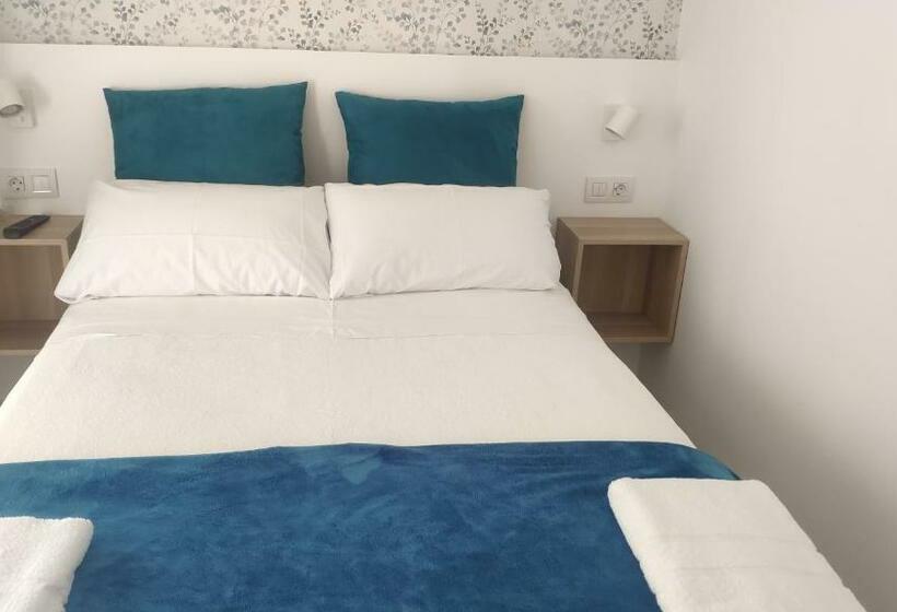 هاستل Portosantiago