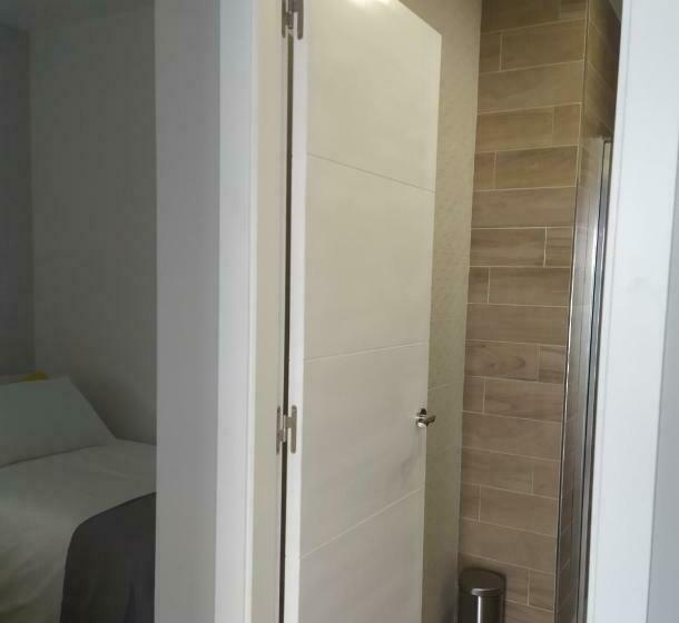 هاستل Portosantiago