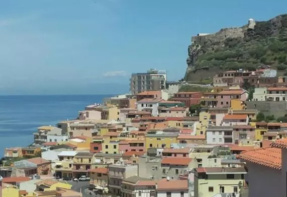 تختخواب و صبحانه La Terrazza Di Archimede