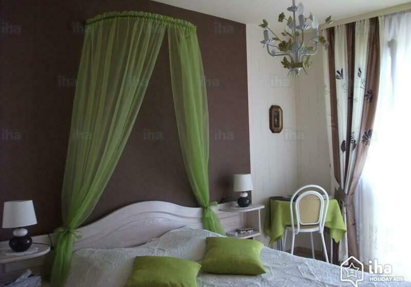 Bed and Breakfast Les Amandiers