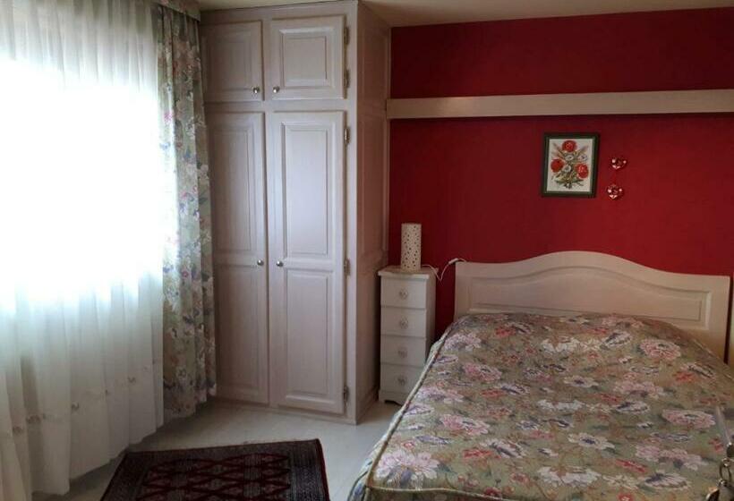 Bed and Breakfast Les Amandiers