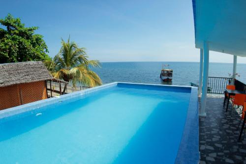 Szálloda Fx 72 Beach Resort