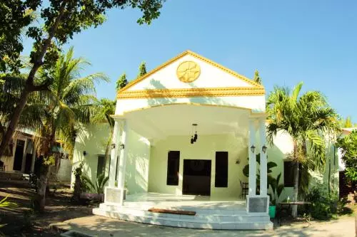 Hotel Fx 72 Beach Resort
