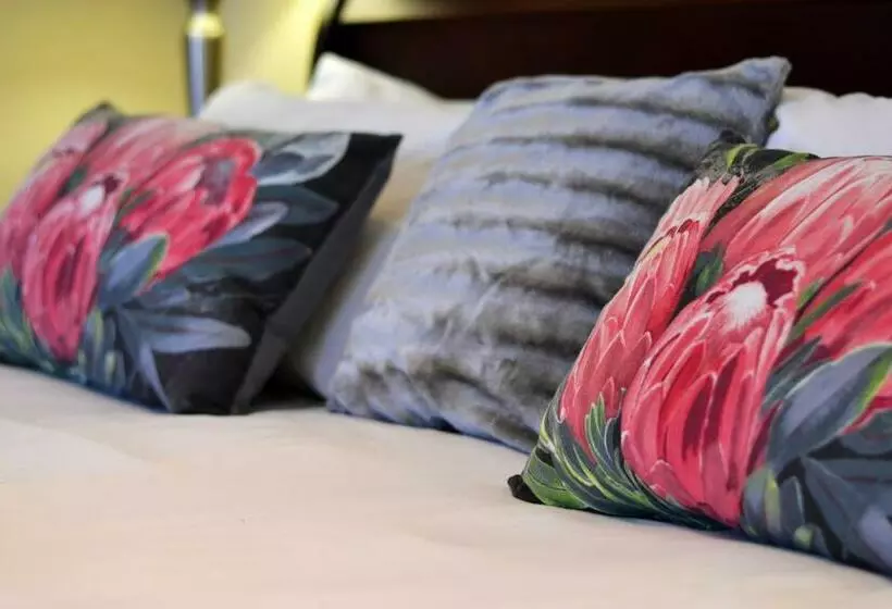 Majatalo 96 On Bree Guesthouse