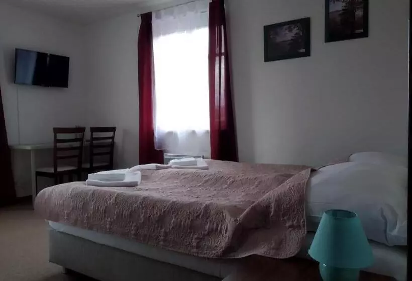 Majatalo Villa šimák