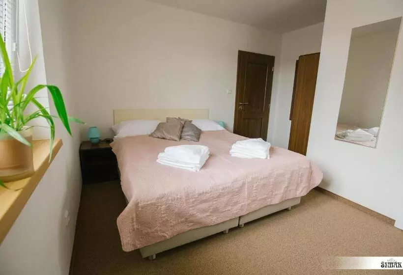 Majatalo Villa šimák