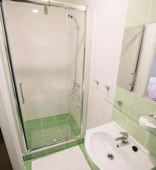 Majatalo Villa šimák