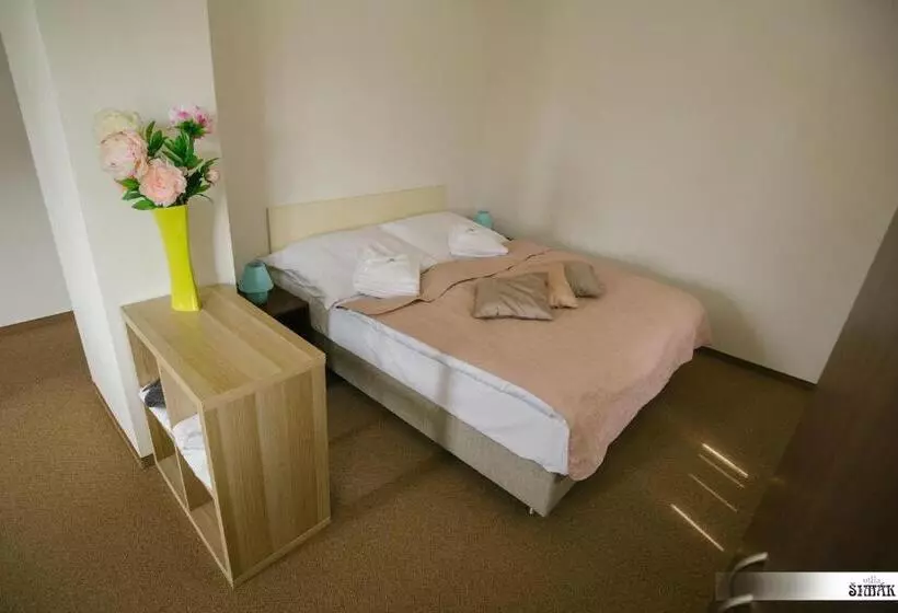 Majatalo Villa šimák