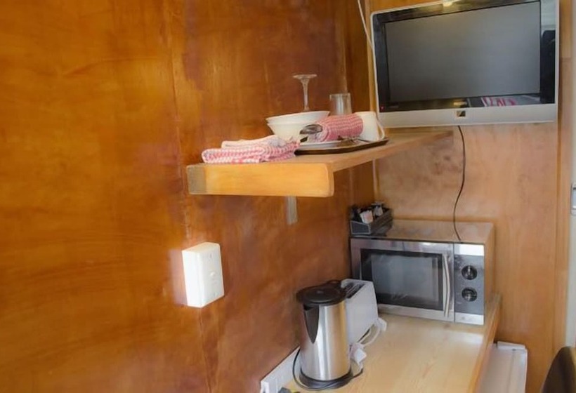 Wellington 747 Motel