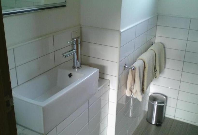 Wellington 747 Motel