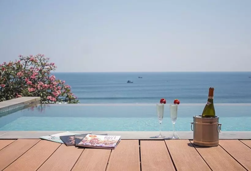 Anantara Uluwatu Bali Resort