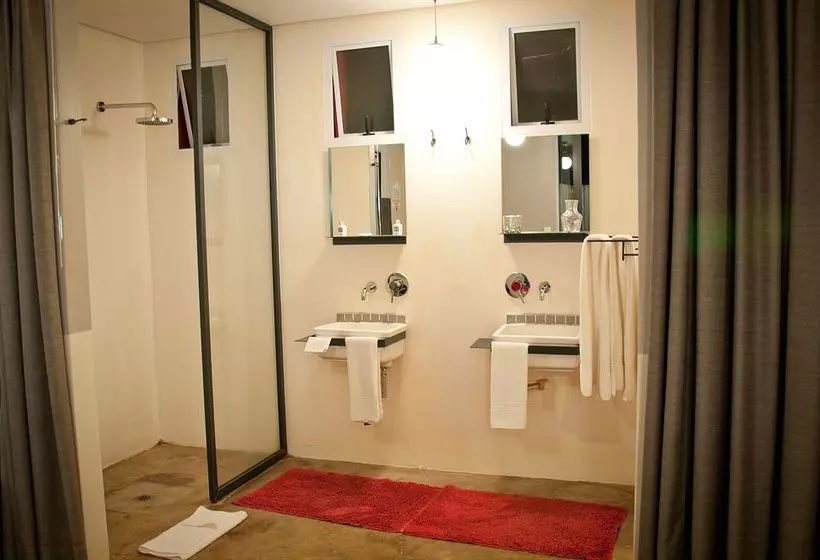 בית מלון כפרי 64 On Gordon