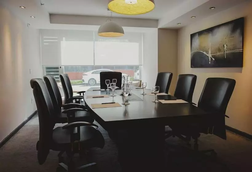 After Hotel Montevideo