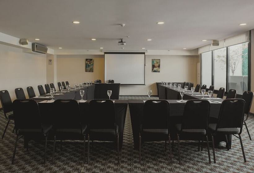 After Hotel Montevideo