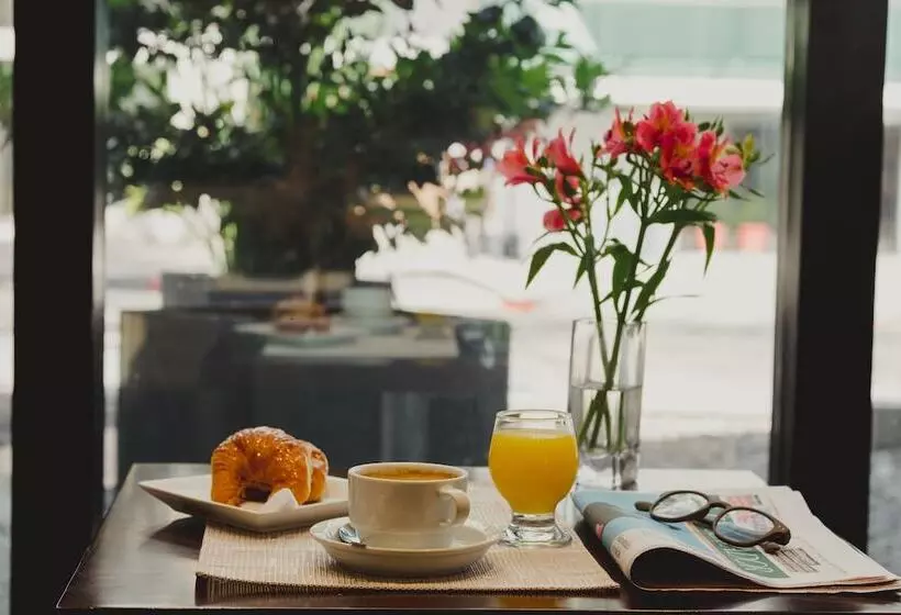 After Hotel Montevideo