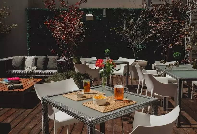 After Hotel Montevideo