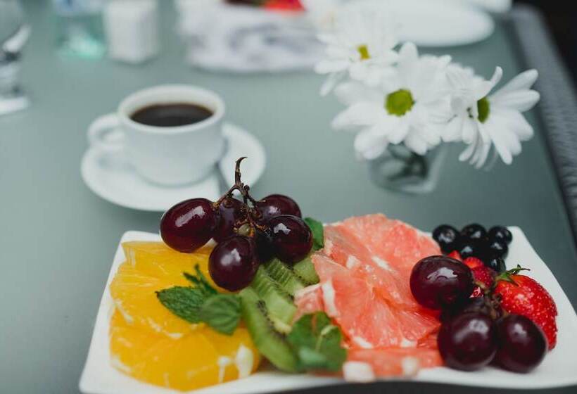 After Hotel Montevideo