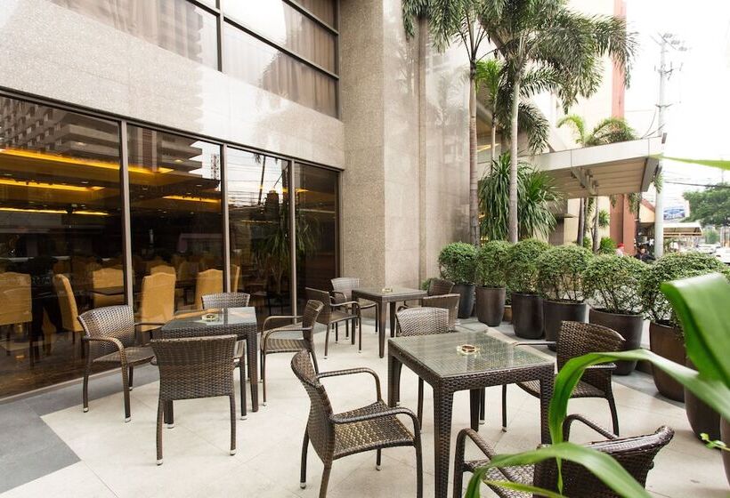 Armada Hotel Manila