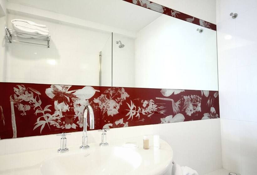 هتل Art Suites & Gallery