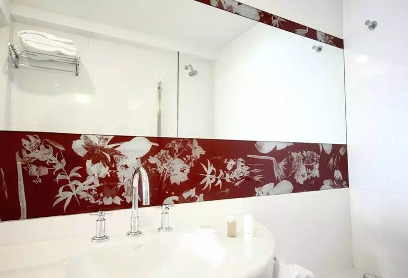 هتل Art Suites & Gallery