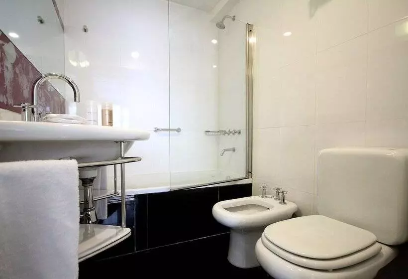 هتل Art Suites & Gallery