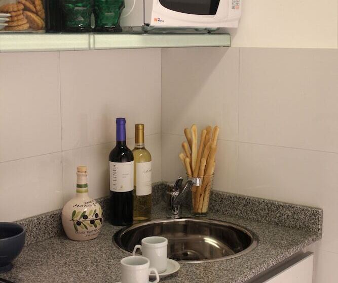 هتل Art Suites & Gallery