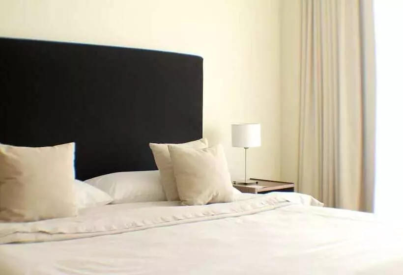 هتل Art Suites & Gallery