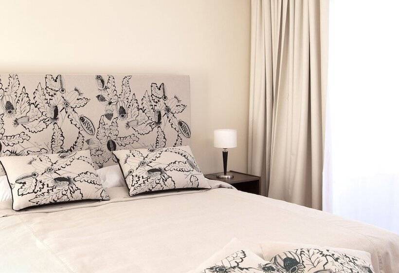 هتل Art Suites & Gallery