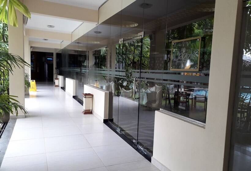 호텔 Avenra Garden