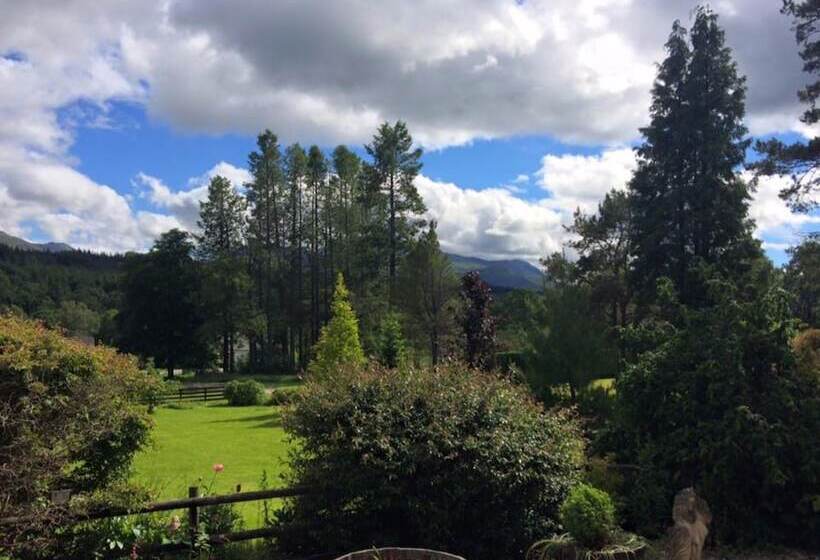 Hotel Coire Glas Guest House