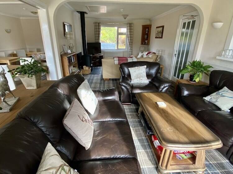 Hotel Coire Glas Guest House