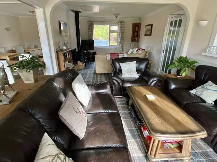 فندق Coire Glas Guest House