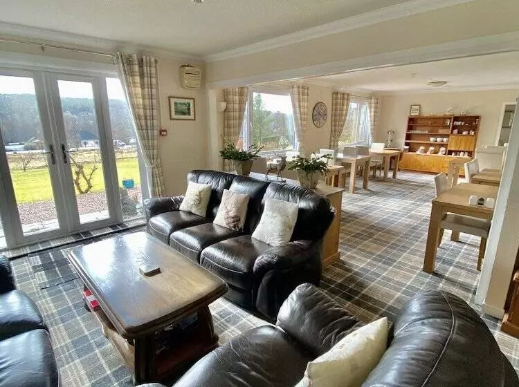 فندق Coire Glas Guest House