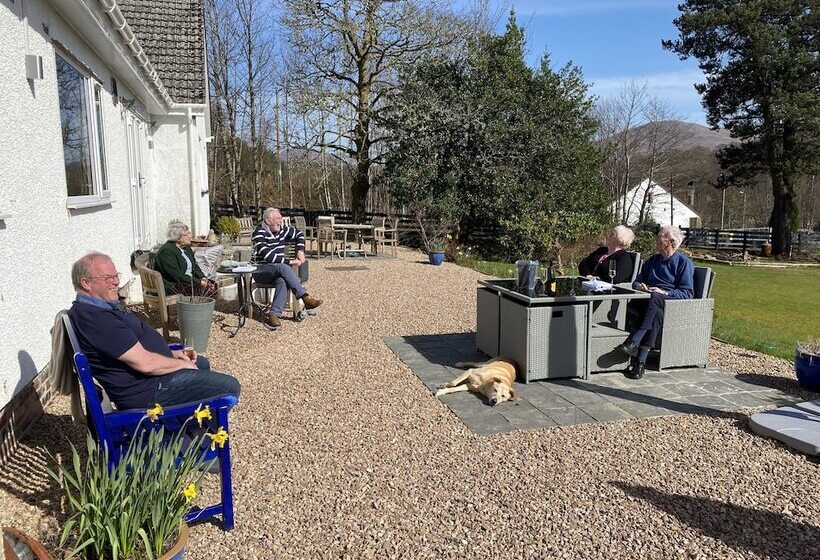 Hotel Coire Glas Guest House