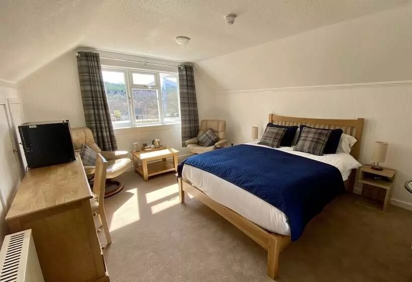 فندق Coire Glas Guest House
