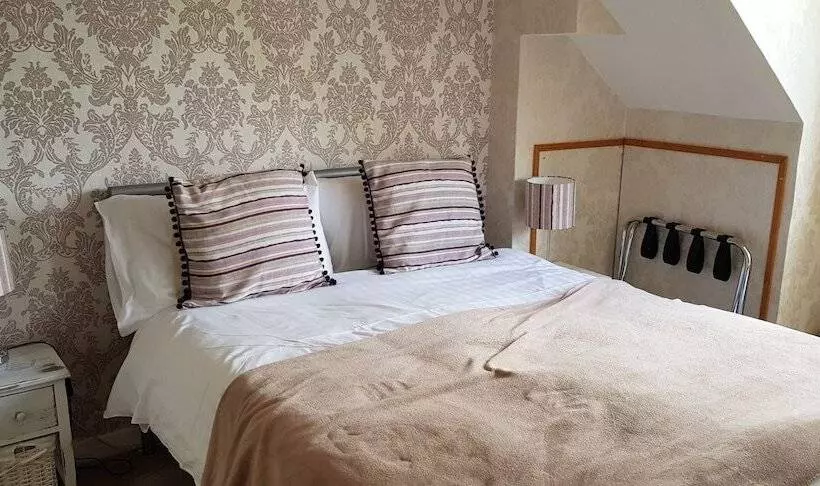 فندق Coire Glas Guest House