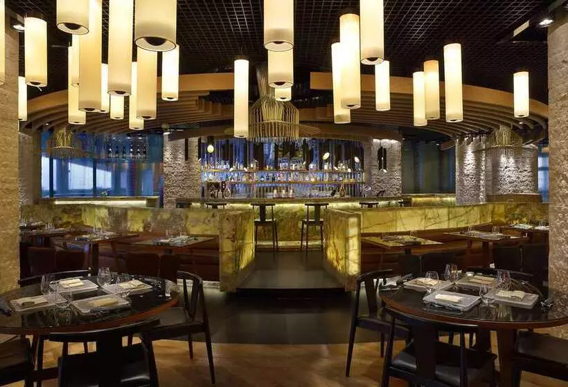 ホテル Conrad Abu Dhabi Etihad Towers