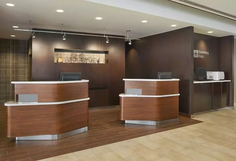 Hôtel Courtyard By Marriott Kingston Highway 401