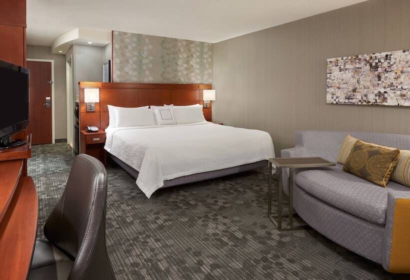 فندق Courtyard By Marriott Kingston Highway 401