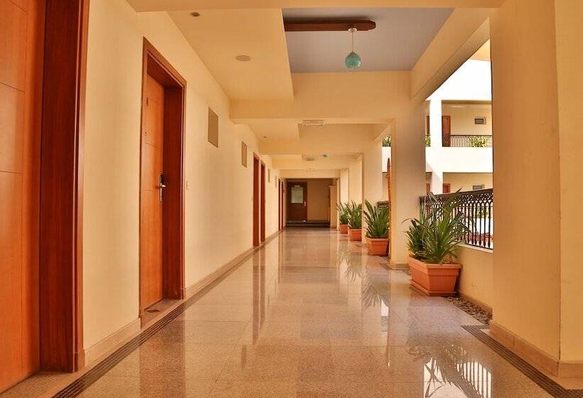 هتل Crystal Suites